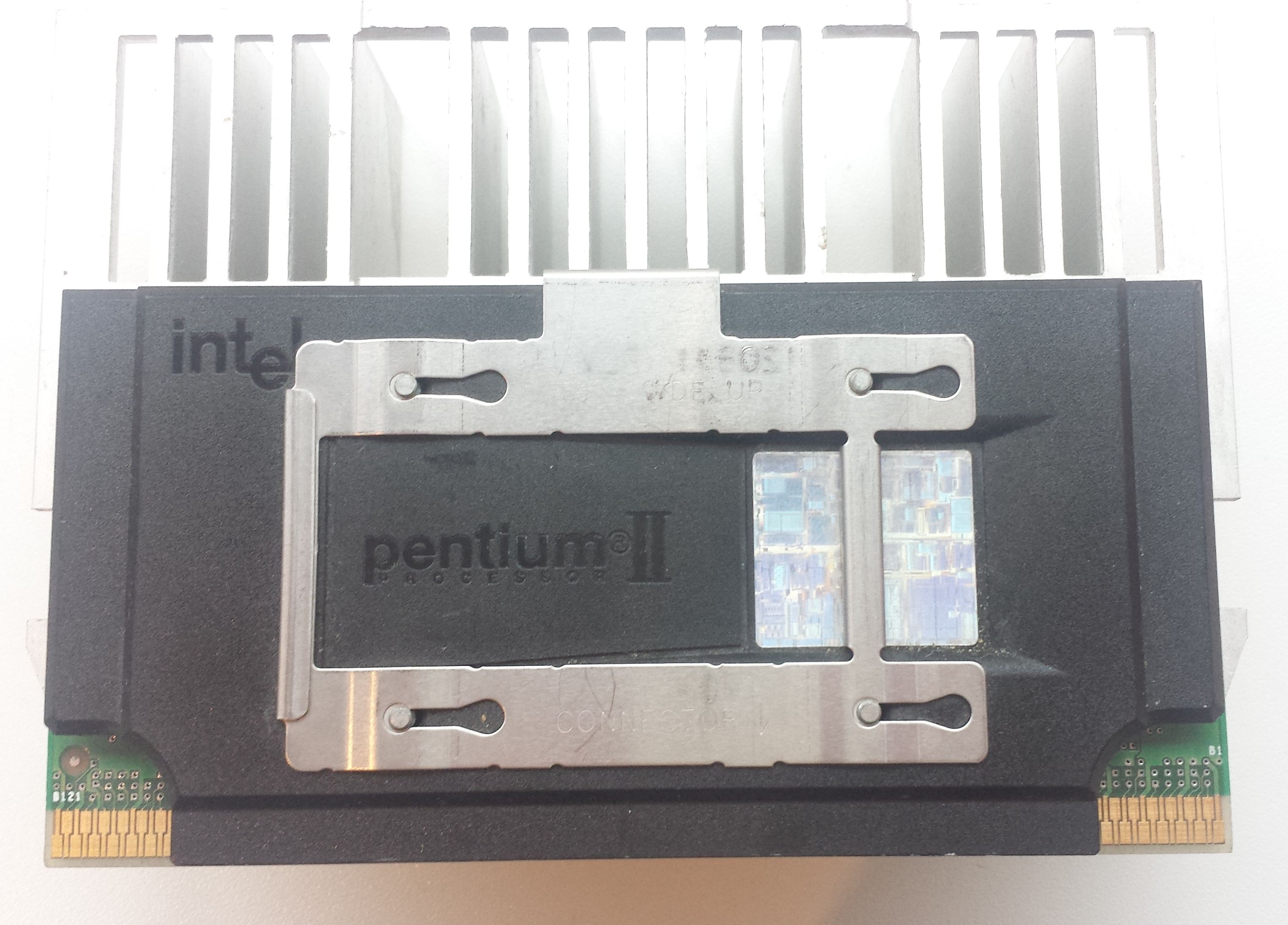Intel Pentium 2 400 MHz SL357-01 voorkant